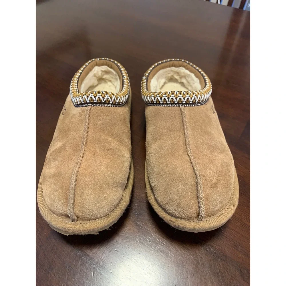 UGG Kids Tasman Suede Slippers Chestnut Brown Size 1Y